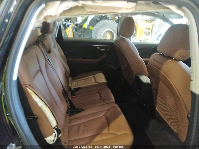 WA1LXBF75ND010381 Audi Q7 Premium Plus