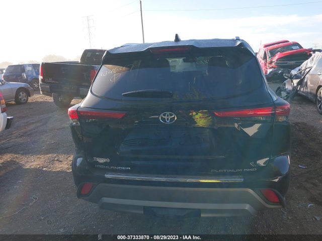 Toyota Highlander Platinum 2022 5TDFZRBH0NS204647 Image 16