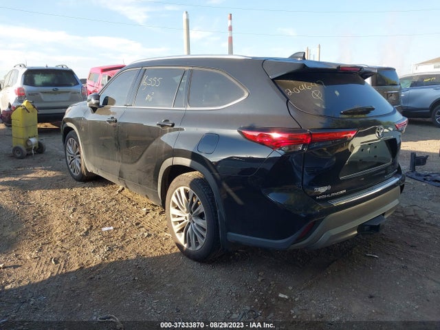 Toyota Highlander Platinum 2022 5TDFZRBH0NS204647 Image 3