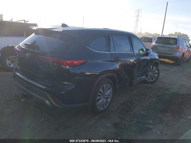 Toyota Highlander Platinum 2022 5TDFZRBH0NS204647 Image 4