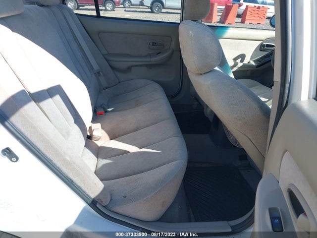 2004 HYUNDAI ELANTRA GLS/GT VIN: KMHDN46D54U769432