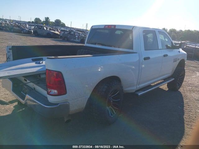 3C6UR5CL1JG359677 RAM 2500 Tradesman