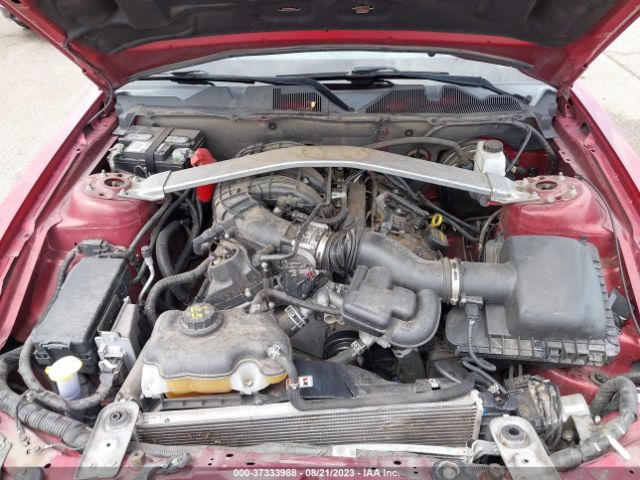 1ZVBP8EM1E5235206 Ford Mustang V6
