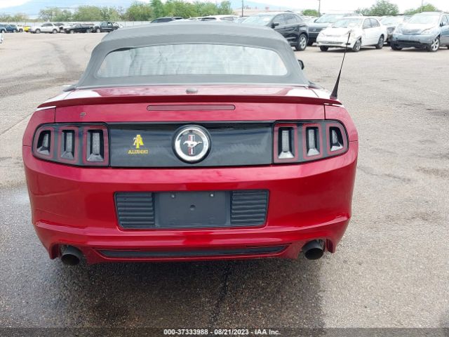 1ZVBP8EM1E5235206 Ford Mustang V6