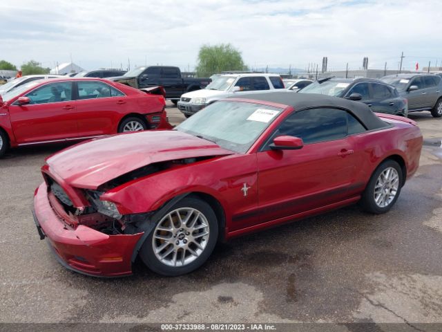 1ZVBP8EM1E5235206 Ford Mustang V6