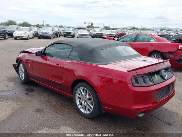 1ZVBP8EM1E5235206 Ford Mustang V6