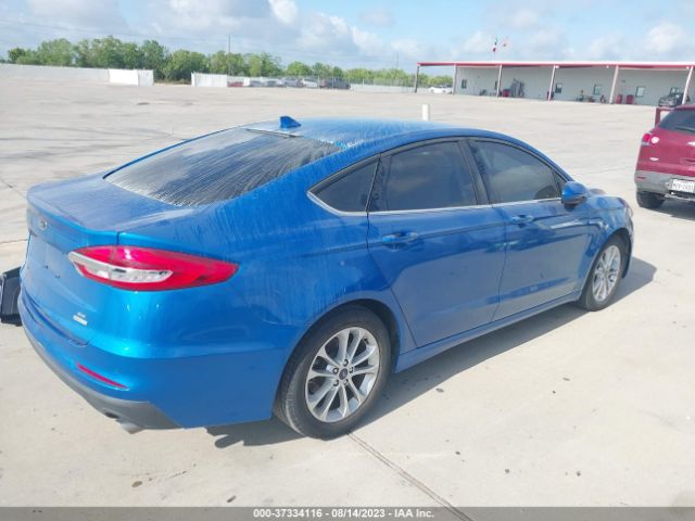 3FA6P0HD1KR174956 Ford FUSION SE