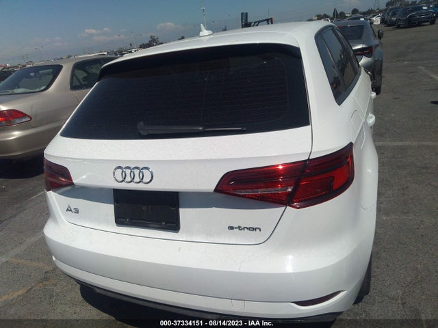 Audi A3 Sportback E-tron Premium 2017 WAUUPBFF9HA075691 Image 16