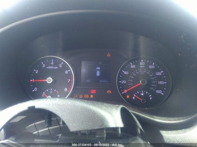 KNDPMCAC5H7236840 KIA Sportage Lx