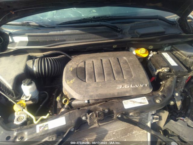 2C4RDGCG3JR266049 Dodge Grand Caravan Sxt