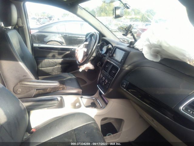 2C4RDGCG3JR266049 Dodge Grand Caravan Sxt