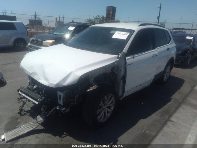 3VV1B7AX6LM055722 Volkswagen TIGUAN S