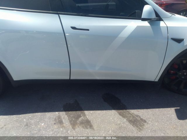 7SAYGDEE0NF427295 Tesla Model Y Long Range