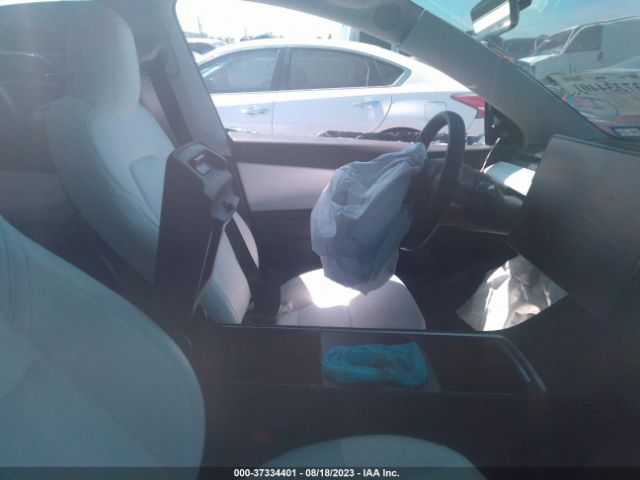 7SAYGDEE0NF427295 Tesla Model Y Long Range