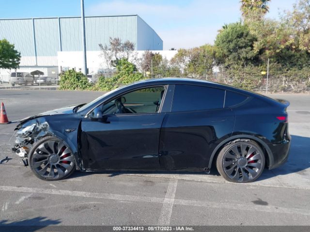 7SAYGDEF0PF711070 Tesla Model Y Performance