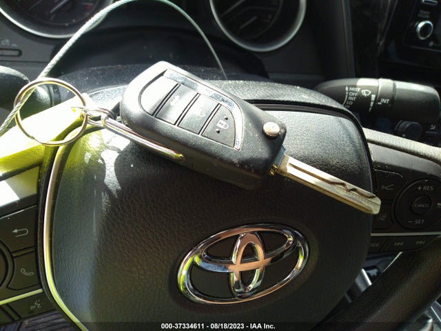 Toyota CAMRY LE 2021 4T1C11AK3MU462711 Image 3
