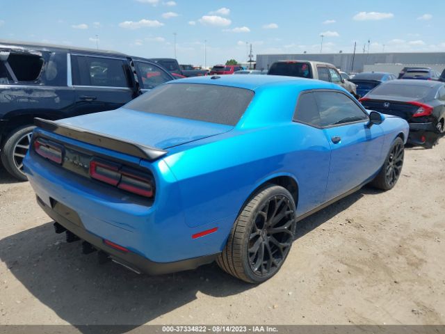 2C3CDZAG1JH305476 Dodge Challenger Sxt