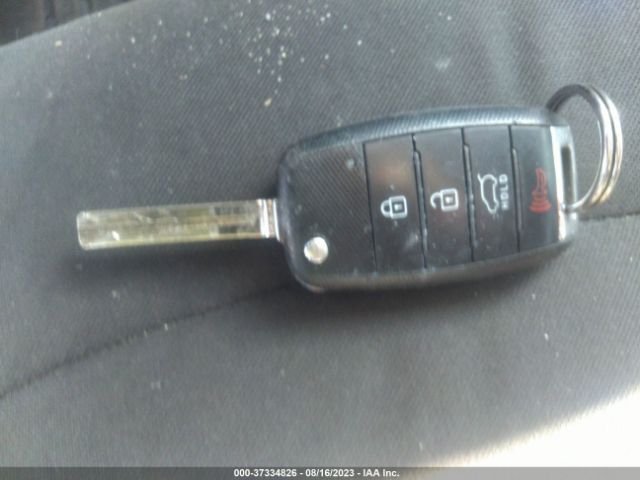 KNDJN2A20G7382629 KIA Soul Base