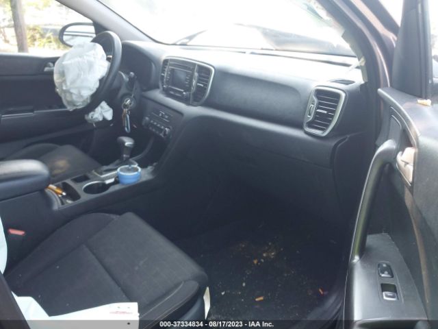 KNDPMCAC6J7308750 KIA Sportage Lx