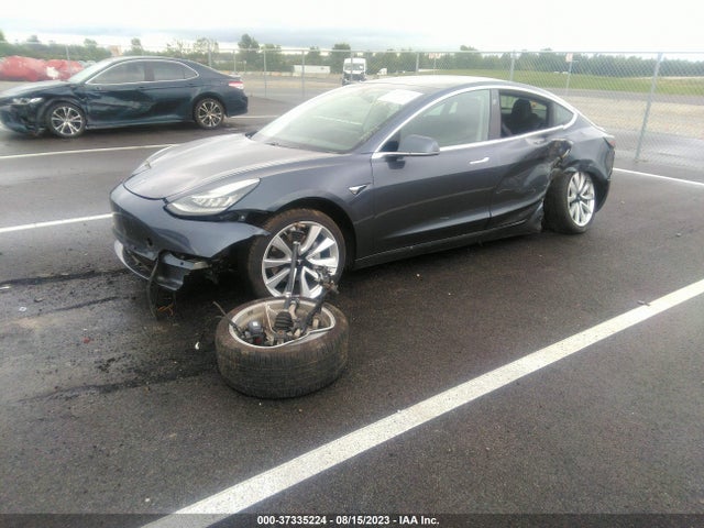 Tesla Model 3 Long Range 2020 5YJ3E1EB3LF646430 Image 2