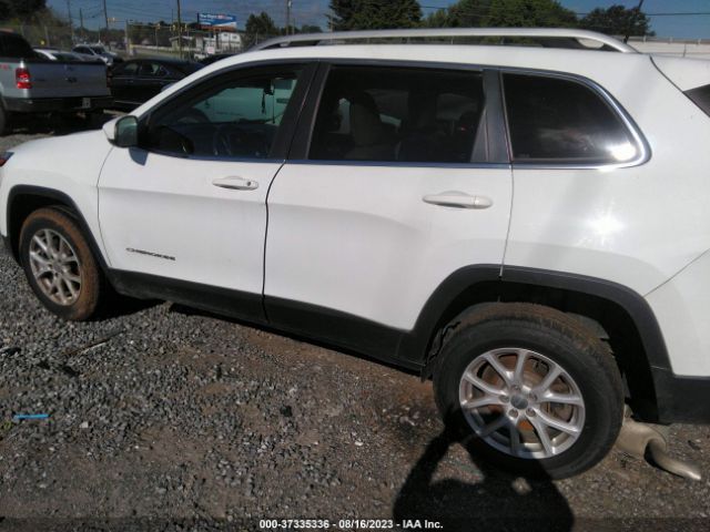 1C4PJMCS5HW666327 Jeep Cherokee Latitude