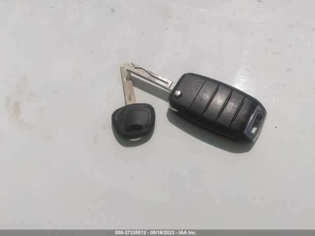 KNDJP3A58H7419129 KIA SOUL +