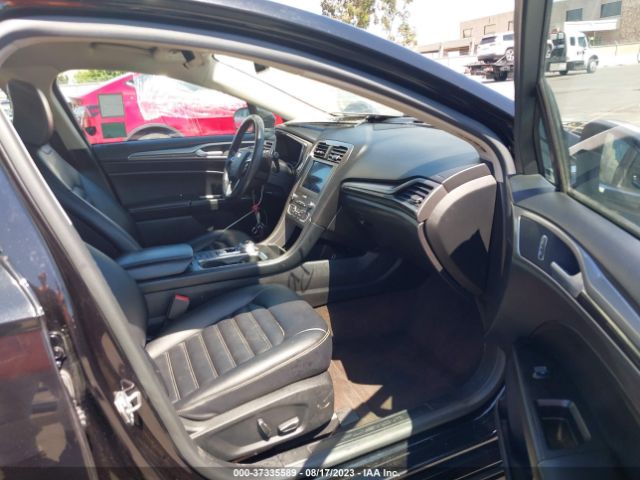 3FA6P0CD3LR217704 Ford FUSION SEL