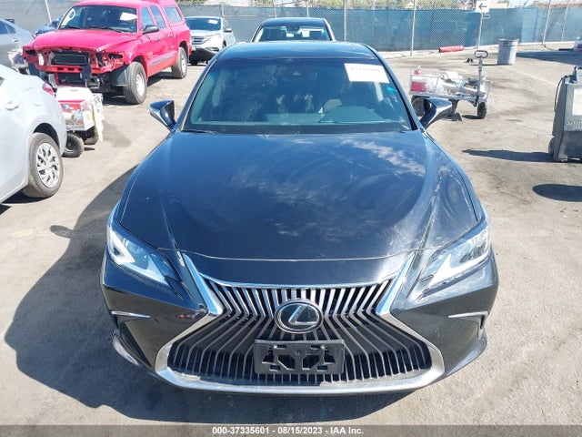 2021 Lexus ES, VIN: 58ACZ1B18MU095814