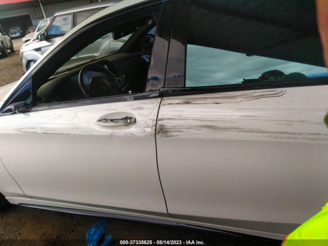 WDDUG8CB5FA160019 Mercedes-Benz S-class S 550