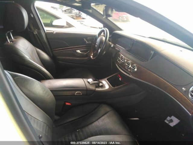 WDDUG8CB5FA160019 Mercedes-Benz S-class S 550