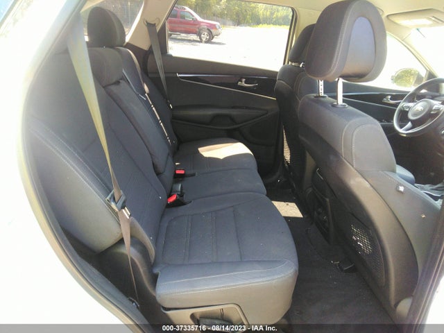 2016 KIA SORENTO LX VIN: 5XYPG4A35GG076599