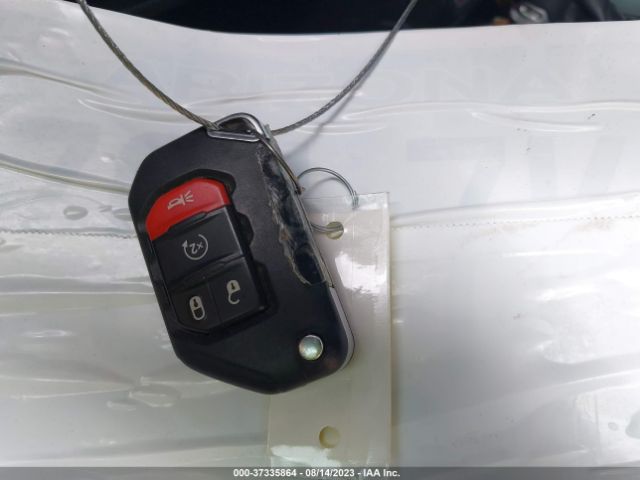 1C4HJXCNXJW332221 Jeep Wrangler Rubicon