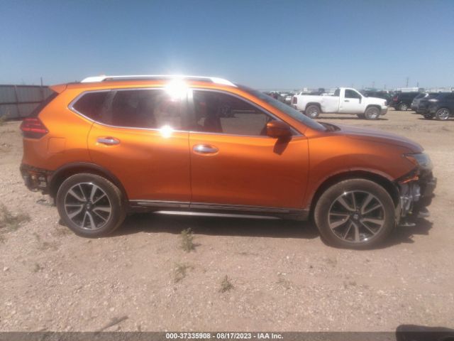 JN8AT2MT9HW385924 Nissan Rogue Sl