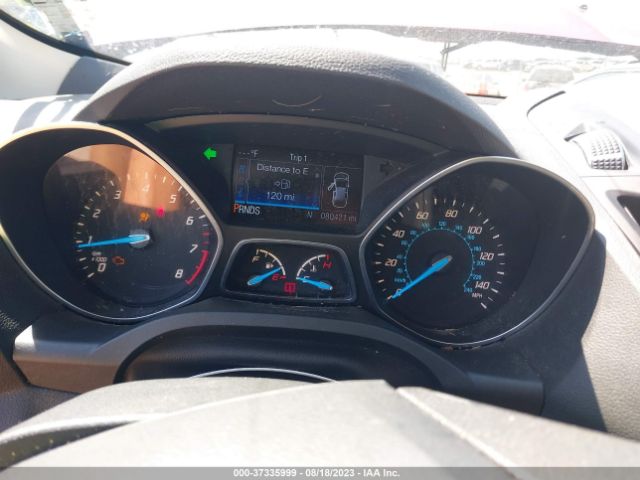 1FMCU0GXXFUB82517 Ford ESCAPE SE