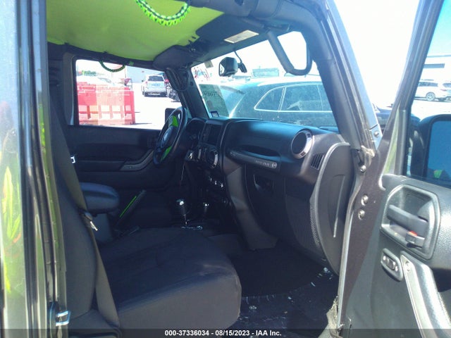 2016 JEEP WRANGLER UNLIMITED SPORT VIN: 1C4BJWDGXGL338031