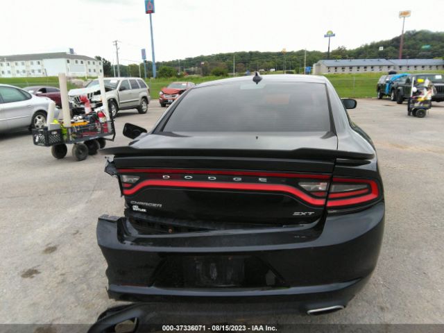 2C3CDXHG8GH346268 Dodge Charger Sxt