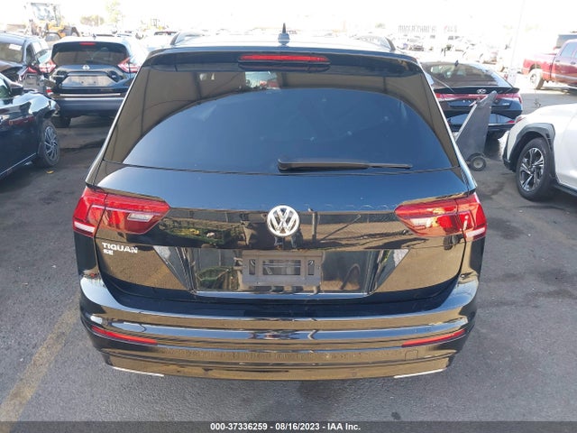 3VV3B7AX5MM012287 Volkswagen Tiguan Se/se R-line Black/sel