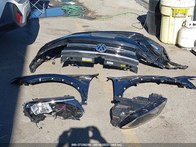 3VV3B7AX5MM012287 Volkswagen Tiguan Se/se R-line Black/sel