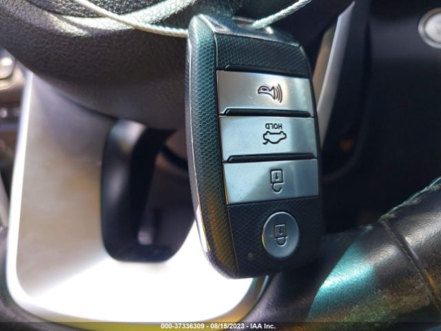 5XXGT4L37KG307041 KIA Optima S