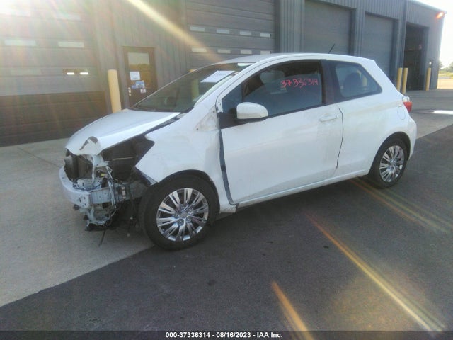 Toyota Yaris L/le 2014 VNKJTUD32EA008102 Image 2