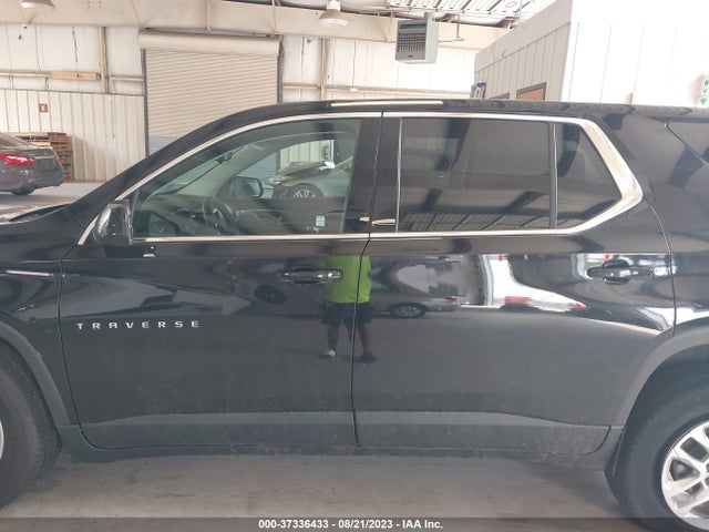 Chevrolet Traverse Ls 2018 1GNERFKW5JJ167263 Image 15
