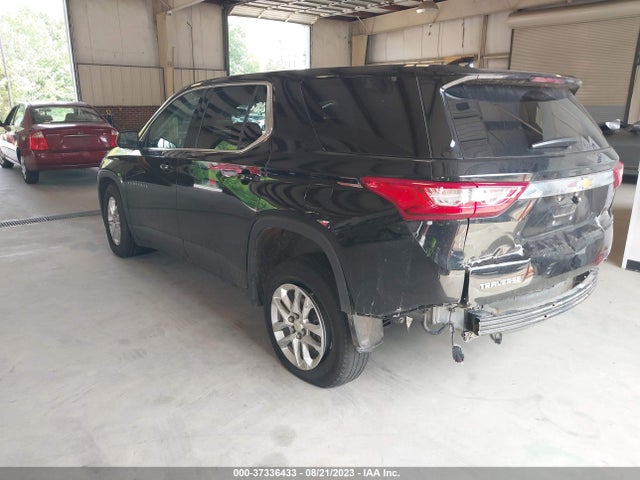 Chevrolet Traverse Ls 2018 1GNERFKW5JJ167263 Image 3