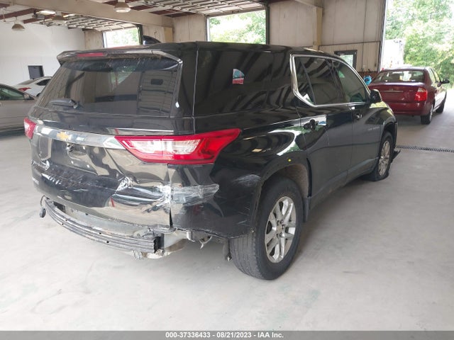 Chevrolet Traverse Ls 2018 1GNERFKW5JJ167263 Image 4