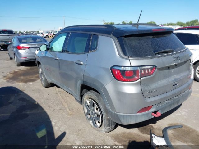 3C4NJDDB0JT470054 Jeep Compass Trailhawk