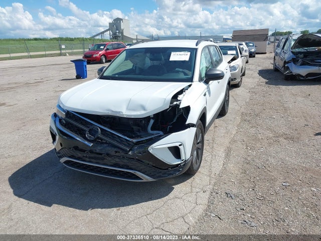 3VVAX7B2XNM072952 Volkswagen TAOS S