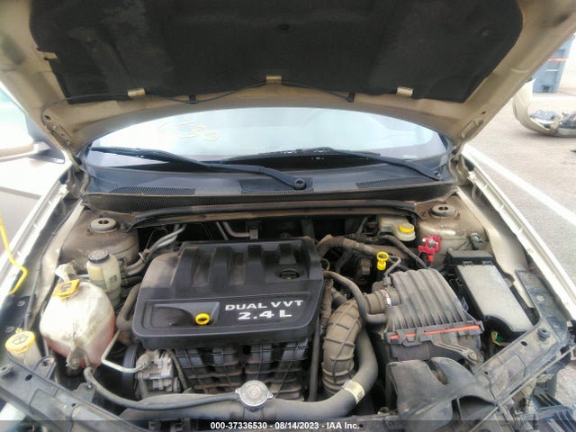 2013 CHRYSLER 200 LX VIN: 1C3CCBAB4DN735044
