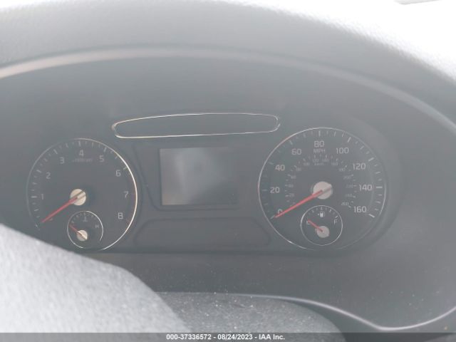 5XYPGDA35GG059883 KIA SORENTO LX