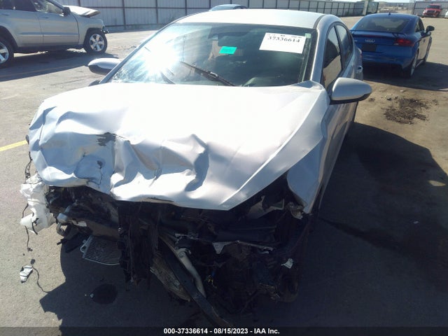 Hyundai ELANTRA SEL 2019 5NPD84LF5KH477403 Image 13
