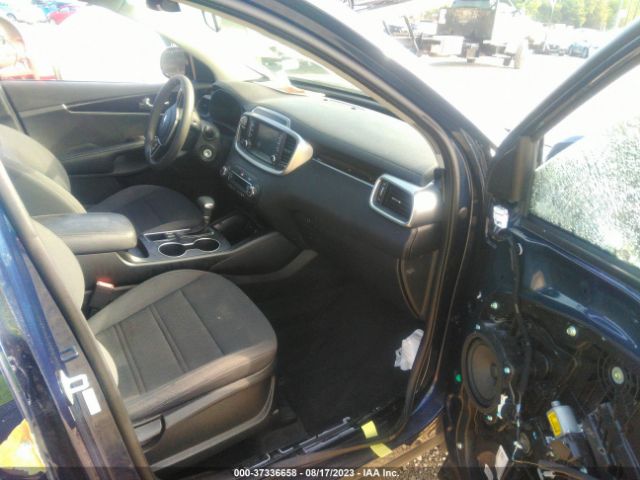 5XYPG4A57KG495371 KIA Sorento Lx V6