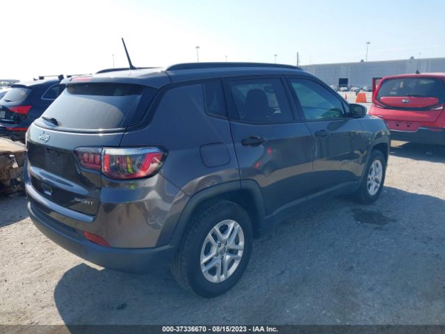 3C4NJCAB8JT272126 Jeep Compass Sport